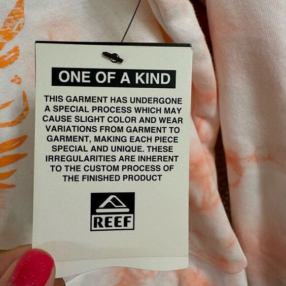 Reef Trunks Elephant Raglan Crew Sweater Tie Dye Peach Melba Small NWT - Picture 5 of 10